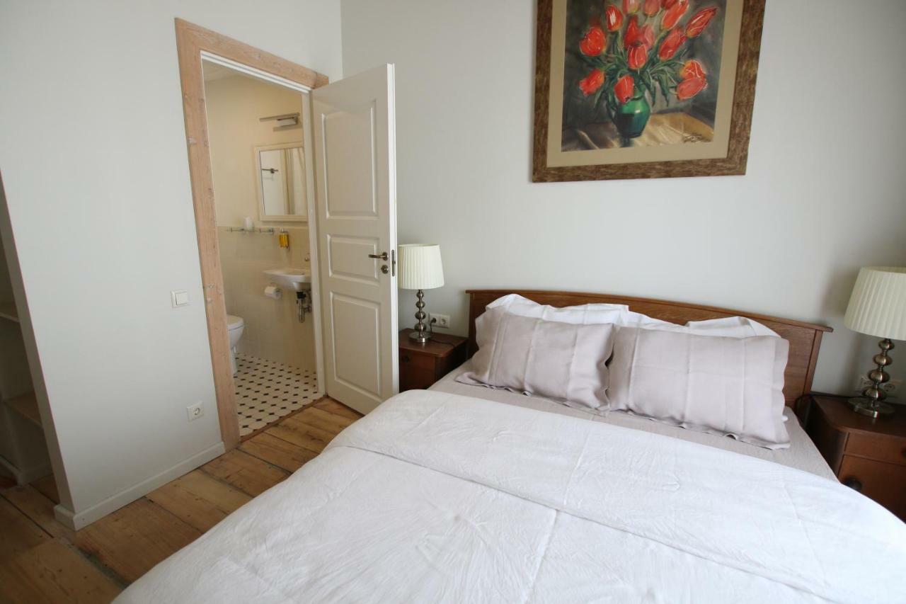 Hotel Meke à Mustkalni Extérieur photo